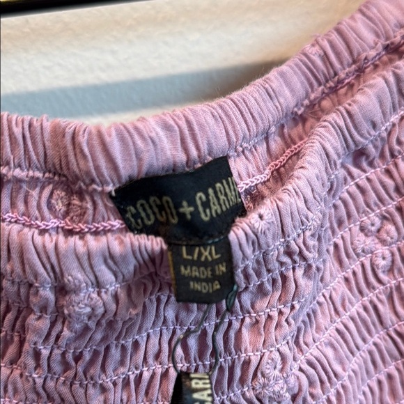 Coco + Carmen L / XL Women's Eyelet Cotton Lavender Smocked Top Bell Sleeves - Picture 4 of 7